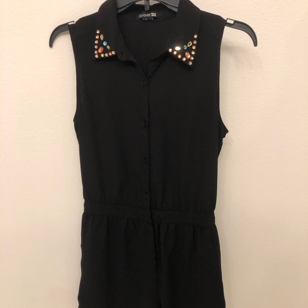Forever 21 Black collared romper 🖤